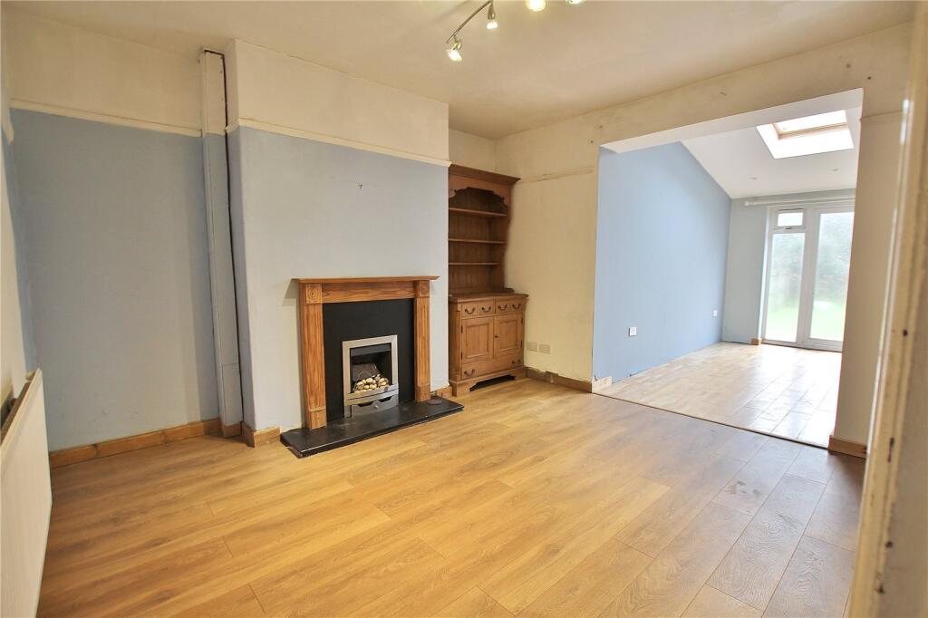 Rhydypenau Road, Cyncoed, Cardiff, CF23 photo 3