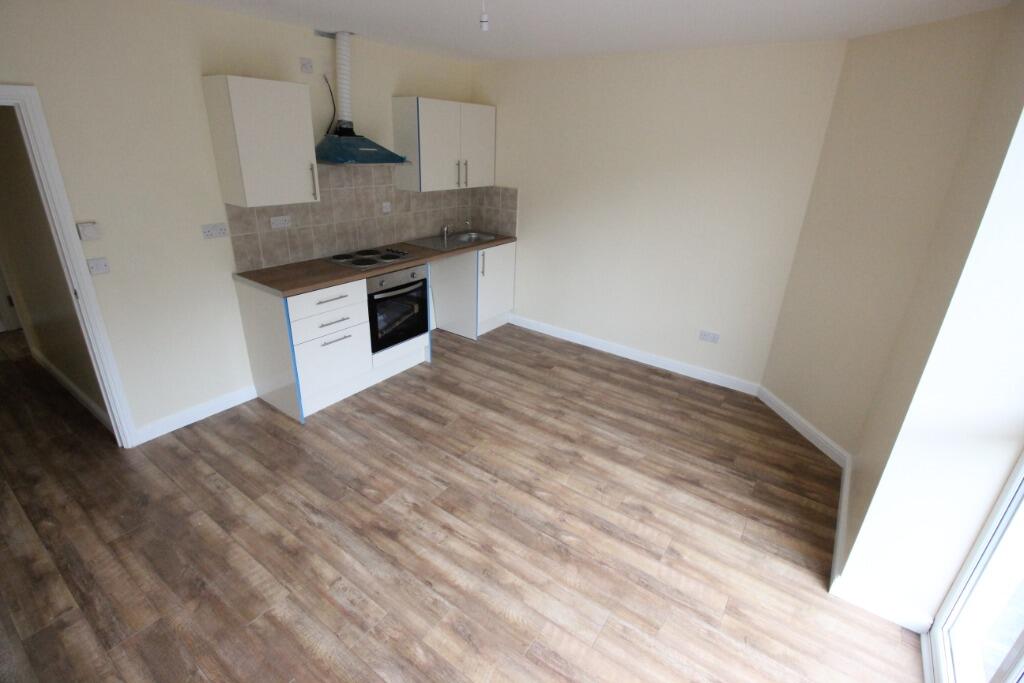 Apartment in Cardiff - View 4