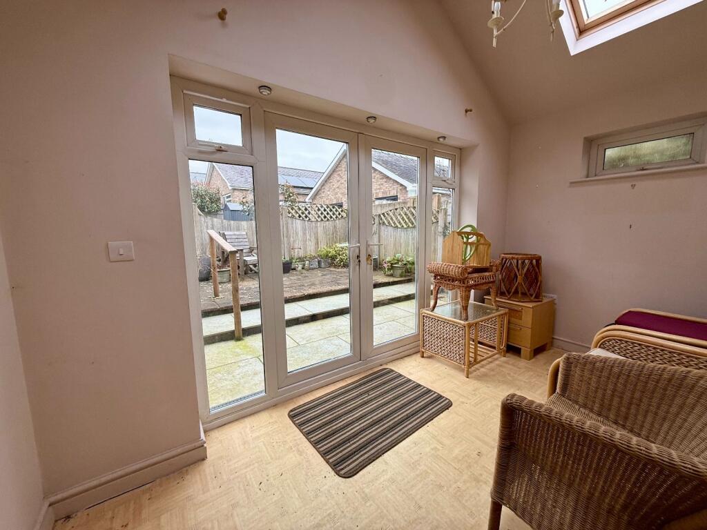 18 Llwyn Ynn, Talybont, LL43 2AL photo 5