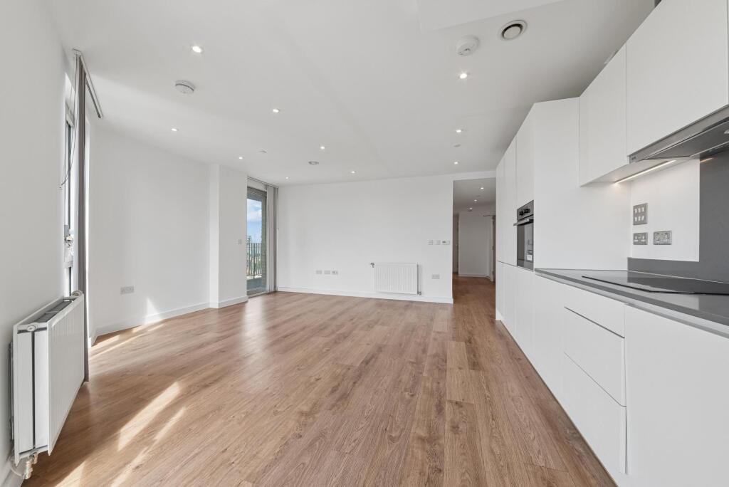 Apartment in London - View 5