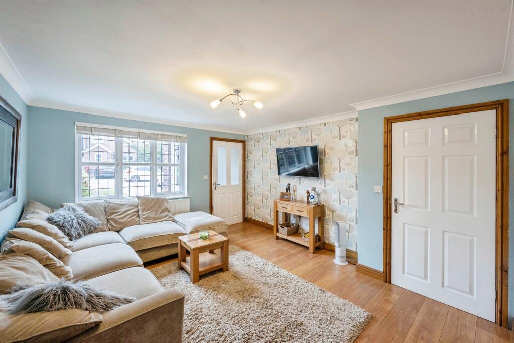 House in Doncaster - View 2
