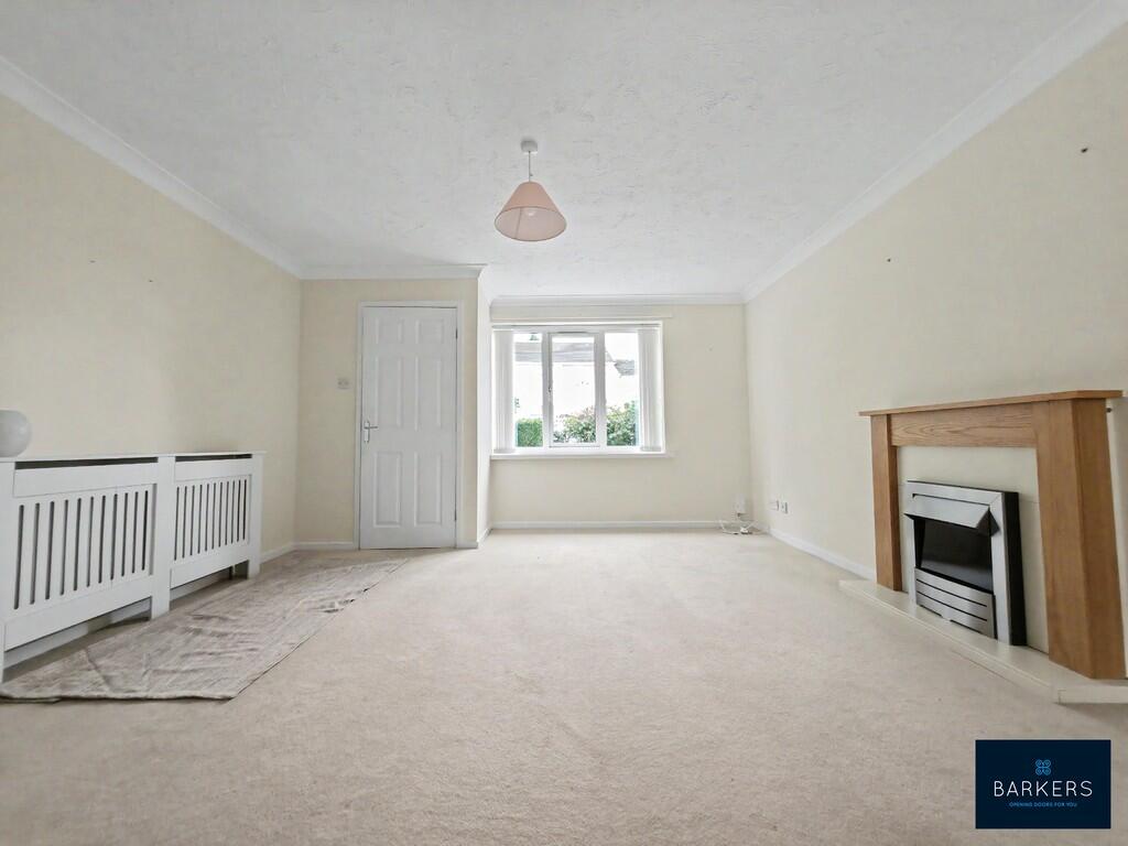 Kenmore Road, Cleckheaton photo 3