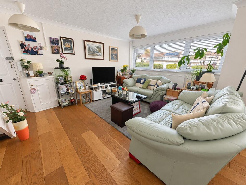 Apartment in Milton Keynes - View 5