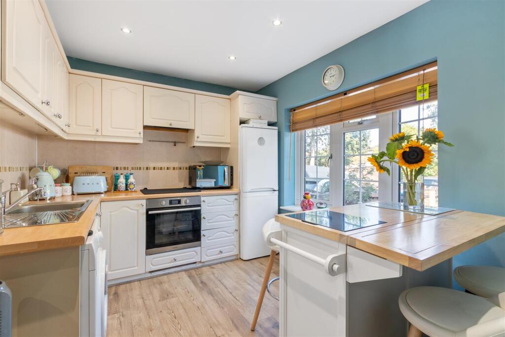 House in London - View 3