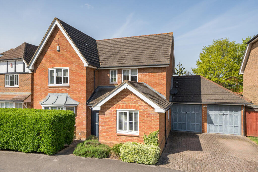 Main image of property: East Park Farm Drive, Charvil, Reading, Berkshire, RG10