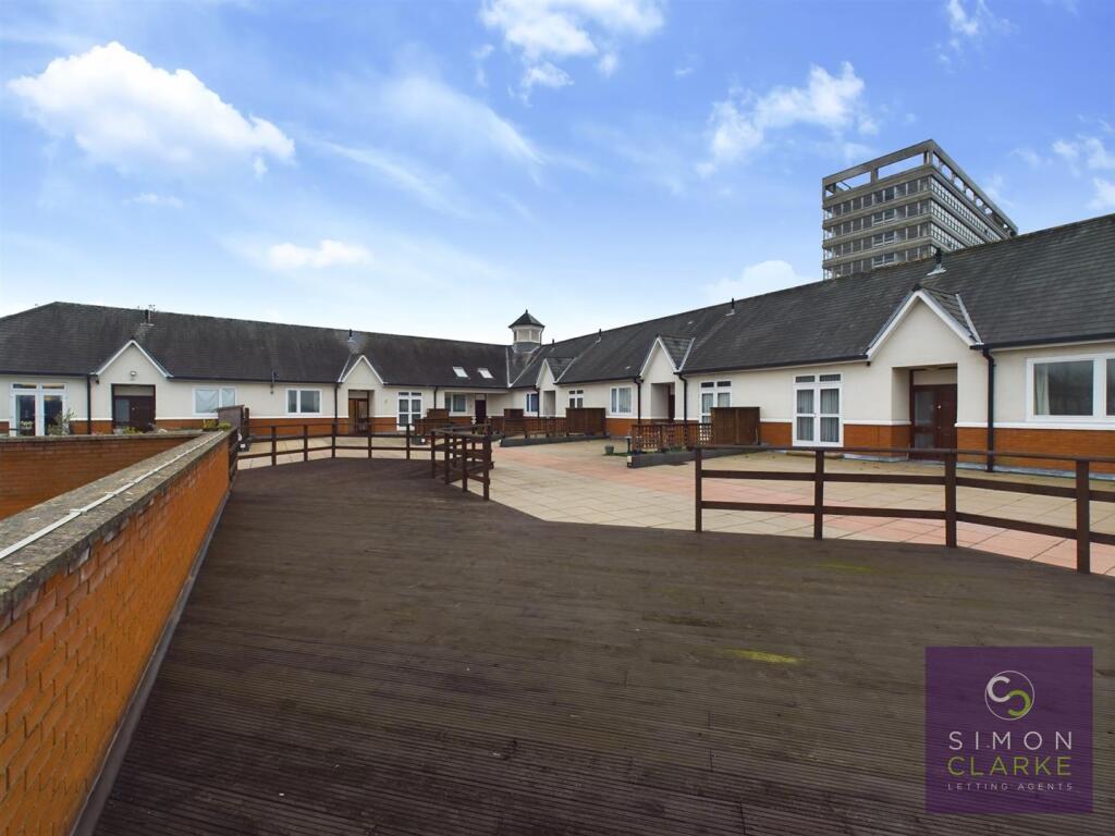 Main image of property: Totteridge Lane, Whetstone, N20