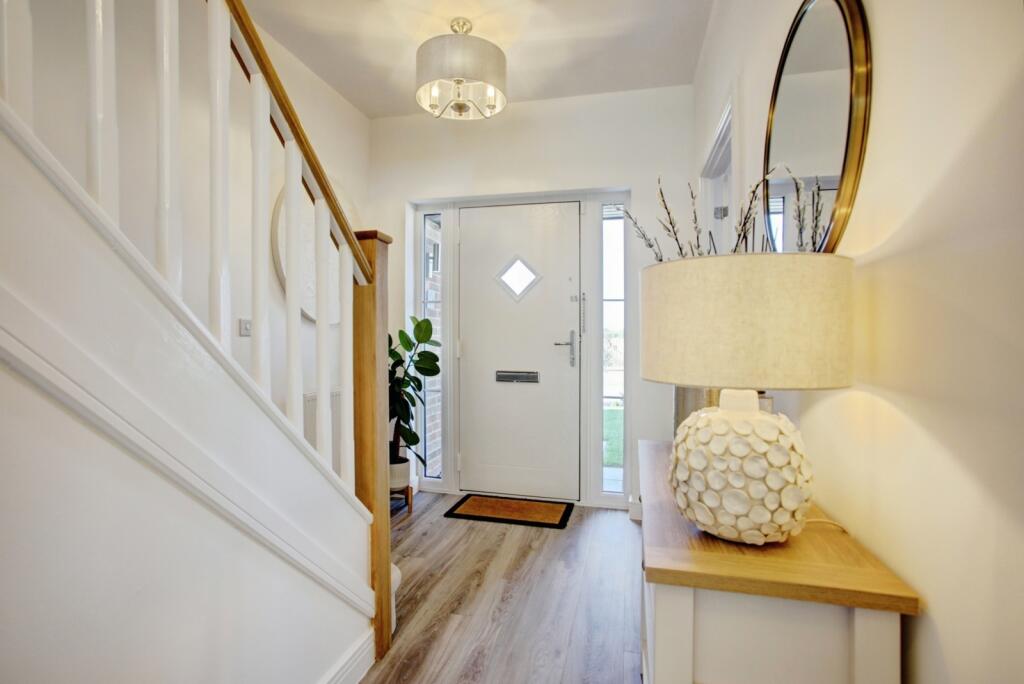 Rosella Drive, Callerton, Tyne and Wear, NE15 photo 4