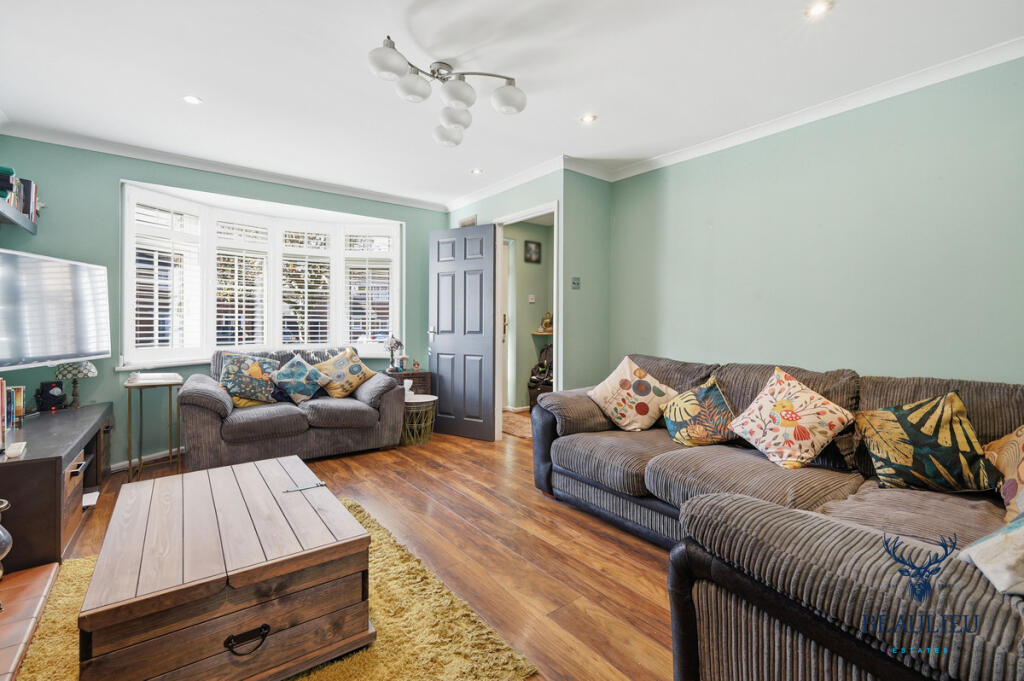 House in Chelmsford, North Springfield, Springfield - View 4