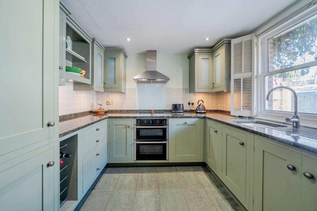 Mustow Place, Parsons Green, London, SW6 photo 3