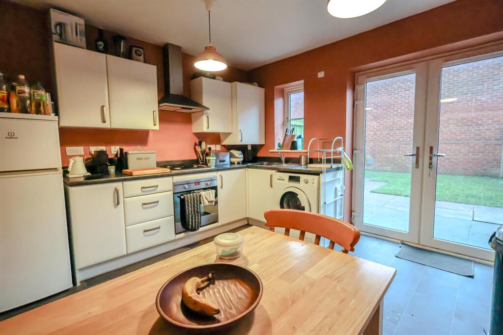 House in Nottingham, Sherwood - View 3
