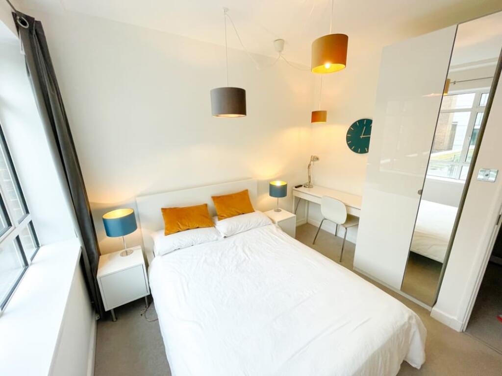 Apartment in London - View 3