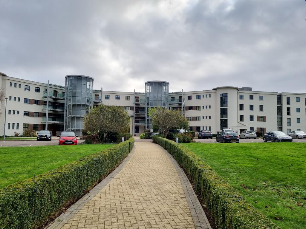 Apartment 20, Woodlands, Hayes Road, Sully, Penarth photo 5