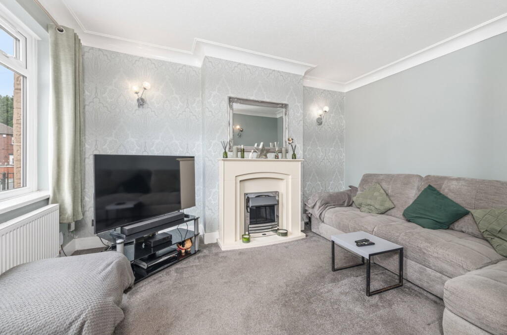 House in Leeds, West Yorkshire - View 4