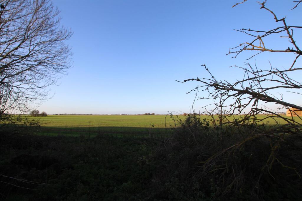 Postland, Crowland, Peterborough photo 2
