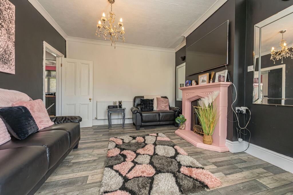 House in Newport, Ynysddu - View 3
