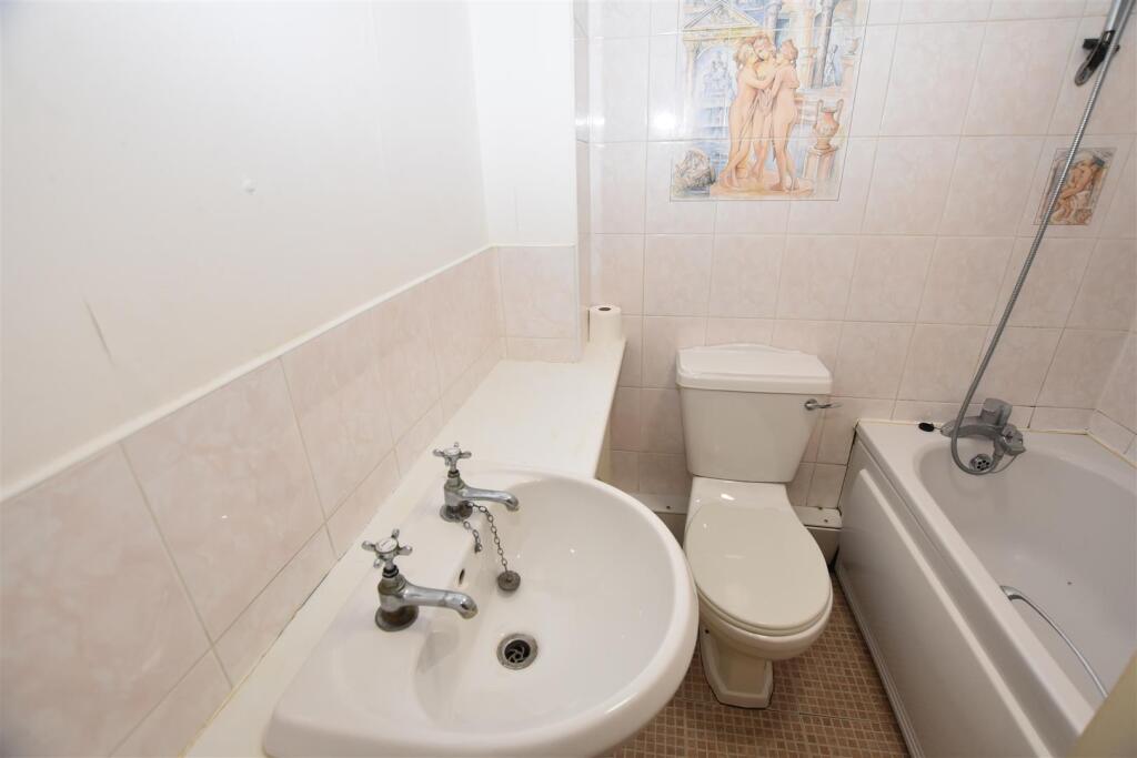 Apartment in Chelmsford, South Woodham Ferrers - View 4