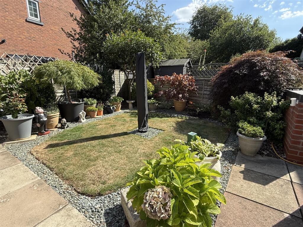 House in Rugby, Overslade - View 4