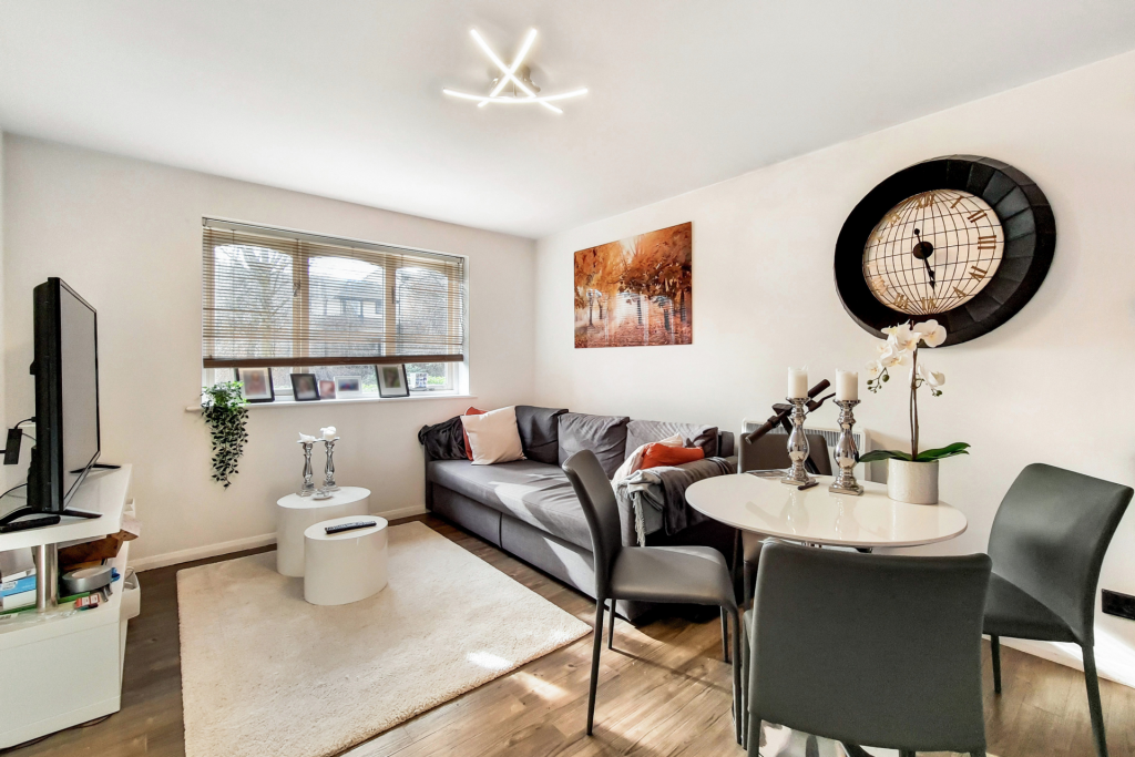 Main image of property: Telegraph Place, London, E14