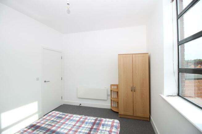 Apartment in Sheffield, South Yorkshire - More