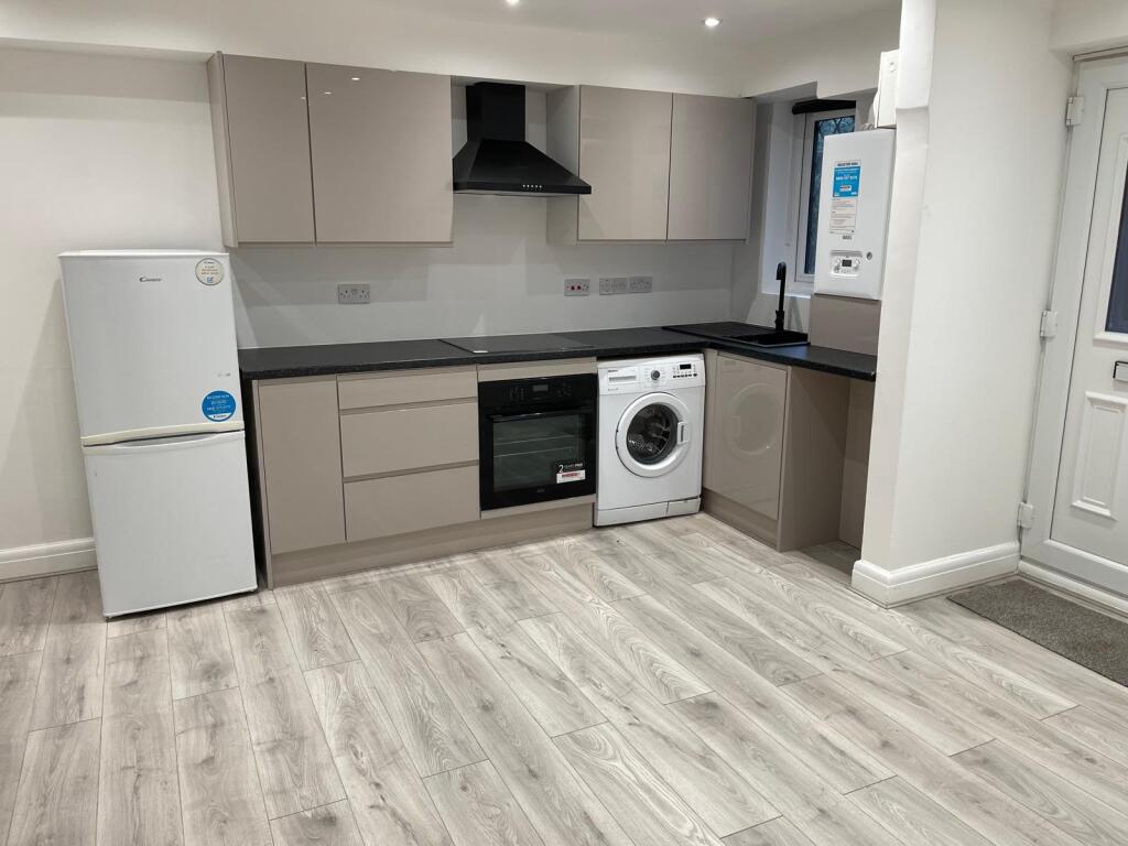 House in Watford - View 4