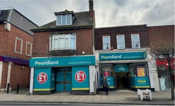 Main image of property: H116-118 High Street, Hornchurch, London, RM12 4UT