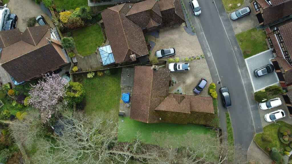 Firs Drive, Hedge End, Southampton, SO30 photo 3