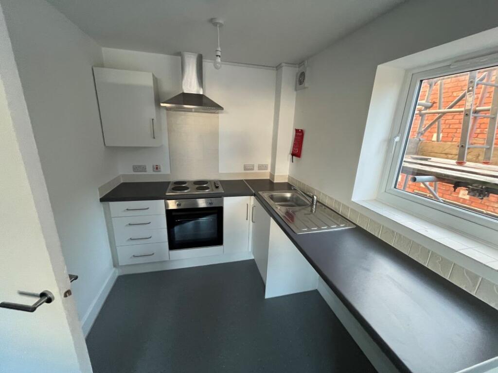 26 Moor Road, Chorley, Lancashire, PR7 2LN photo 2