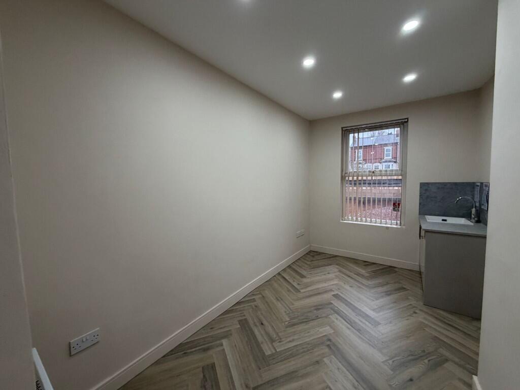 Additional image 18 of High Street, Smethwick, West Midlands, B66