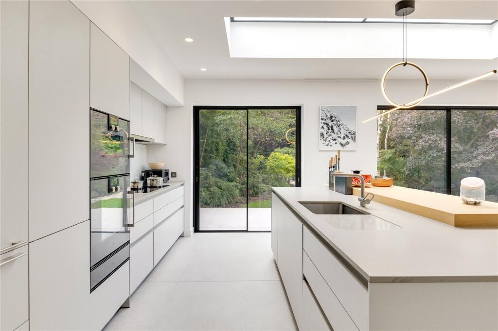 House in London - View 4