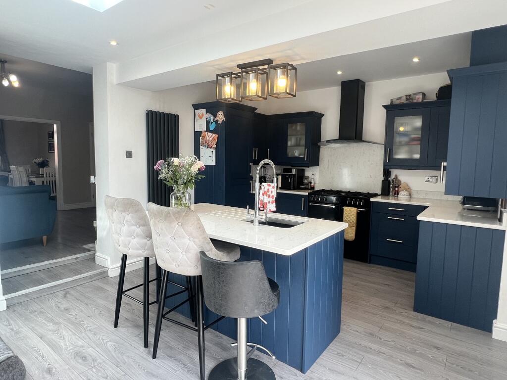 House in Ammanford, Tir-y-dail - View 4