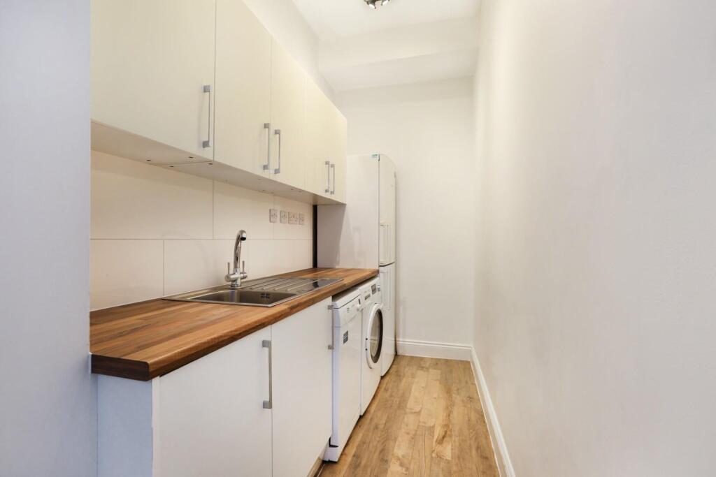 Apartment in London, Denmark Hill, Camberwell - More