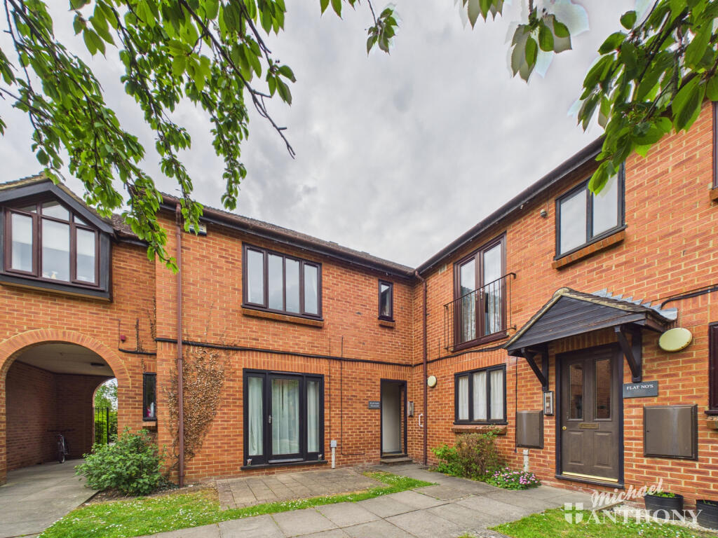 Main image of property: Plested Court, Stoke Mandeville