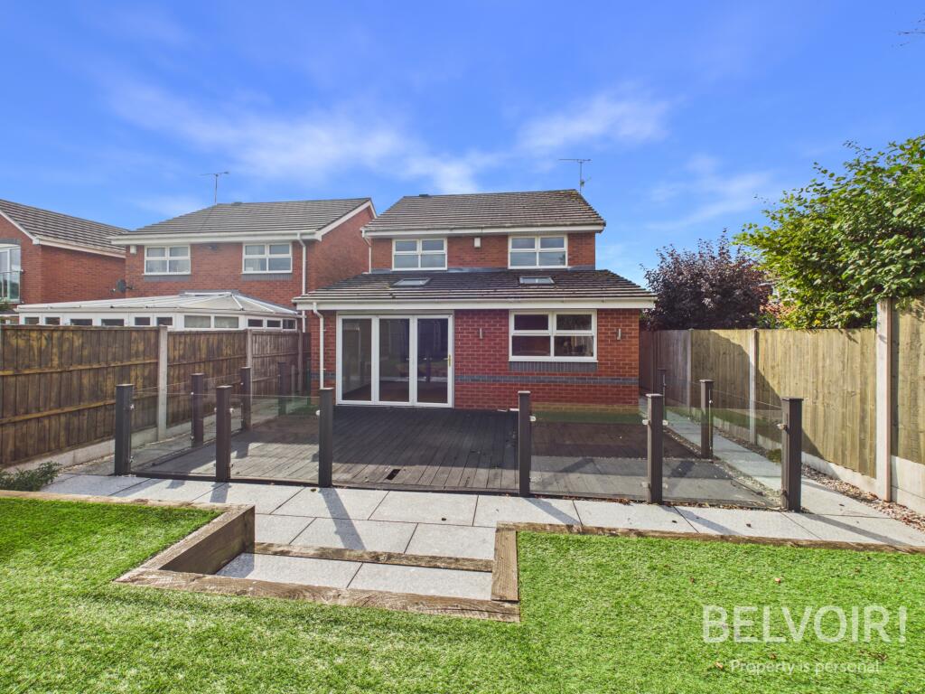 House in Stoke-on-Trent - View 4