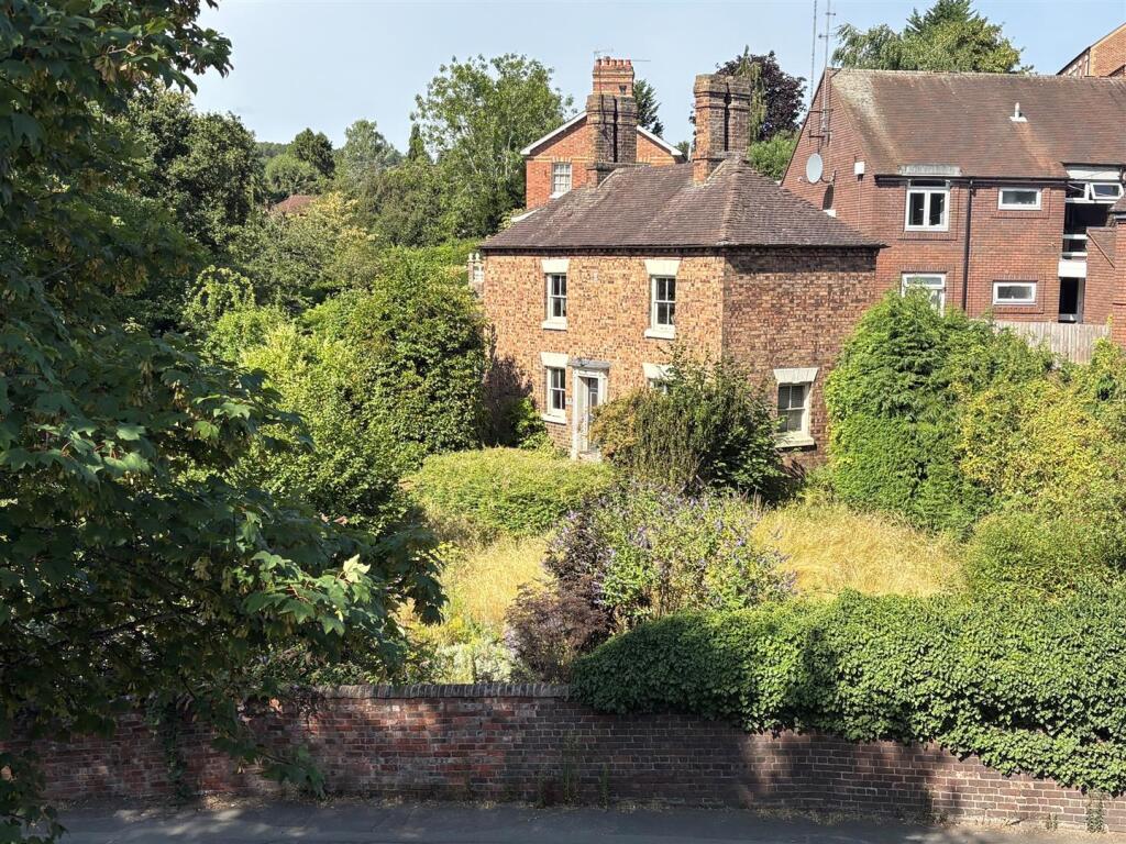 Main image of property: Squirrel Cottage, 1 Rose Lane, Bridgnorth