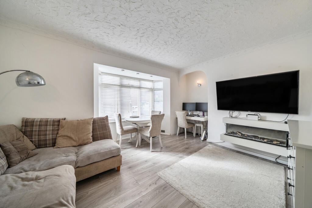 Apartment in London - View 3