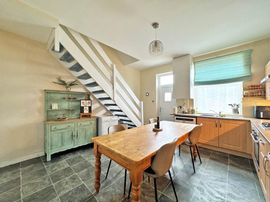 House in Oldham, Greater Manchester - More
