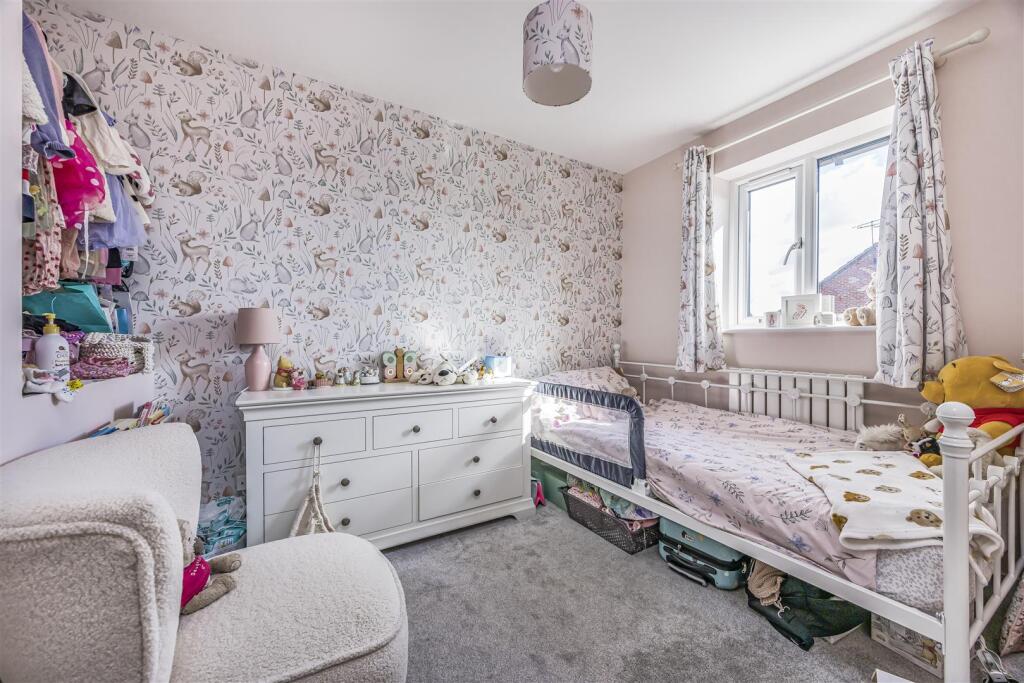 House in Portsmouth - View 5