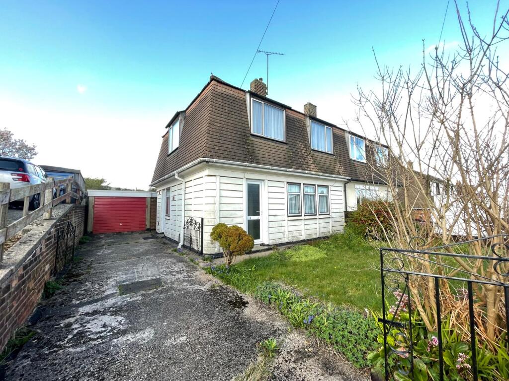 Main image of property: 16 Harby Avenue, Sutton-In-Ashfield, Nottinghamshire NG17 5JT