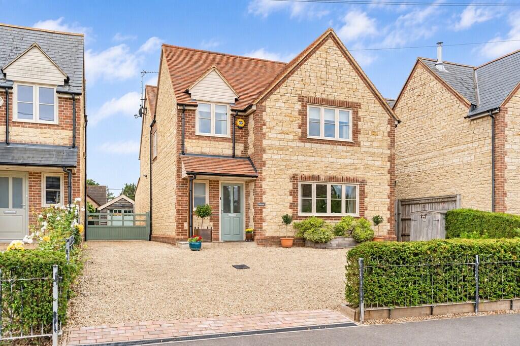 Main image of property: High Street, Chalgrove, Oxford