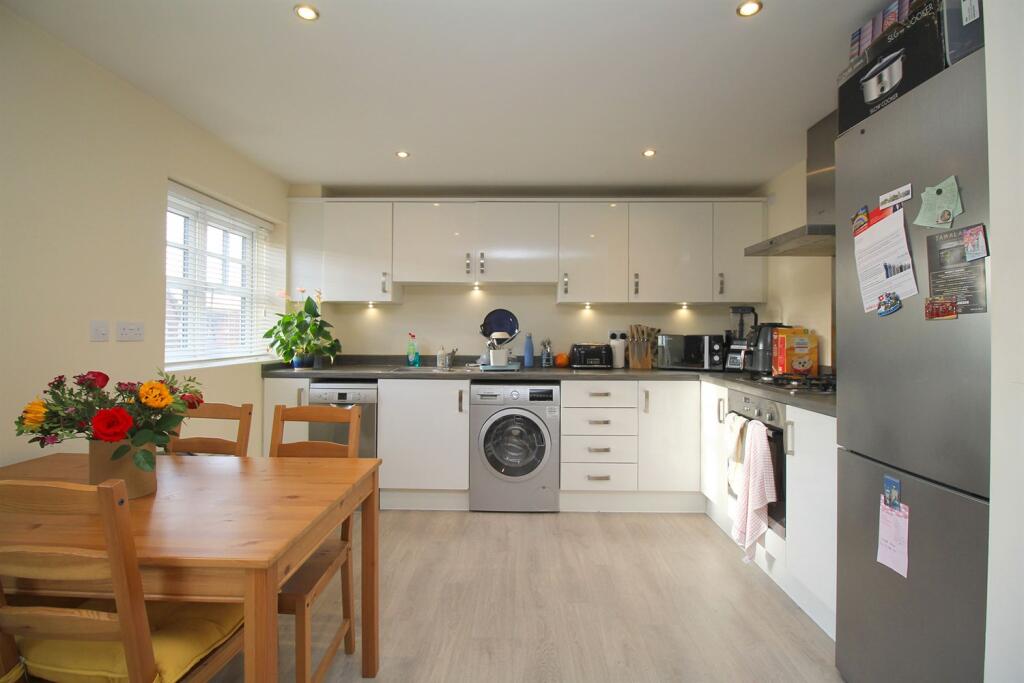Apartment in Leicester - View 3