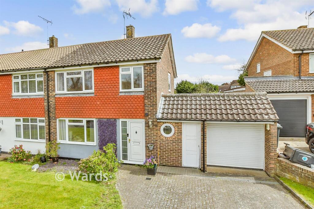 Main image of property: Cheyne Walk, Meopham, Kent