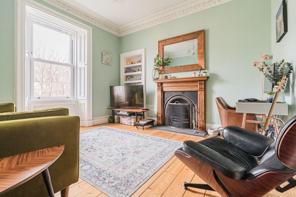 8 Myrtle Terrace, Edinburgh, EH11 1PF photo 2