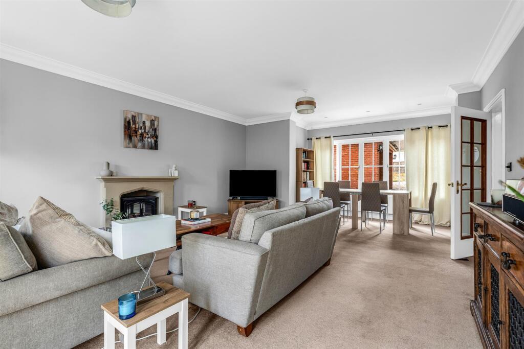 Canonsfield, Welwyn photo 5