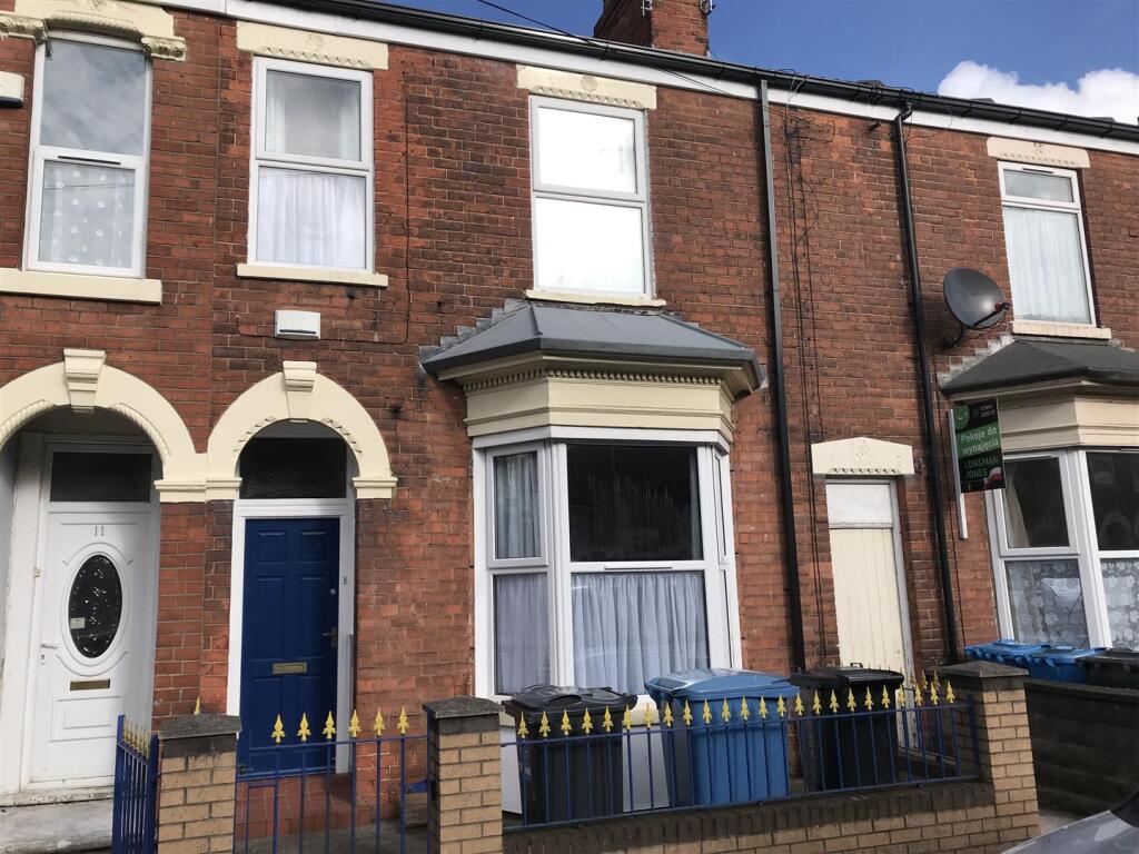 Main image of property: Room 2 13 Brooklyn Street Kingston Upon Hull