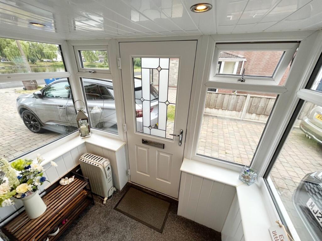 Meadway, Bury, Greater Manchester, BL9 photo 3
