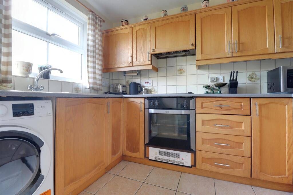 Town Farm Court, Braunton, Devon, EX33 photo 3