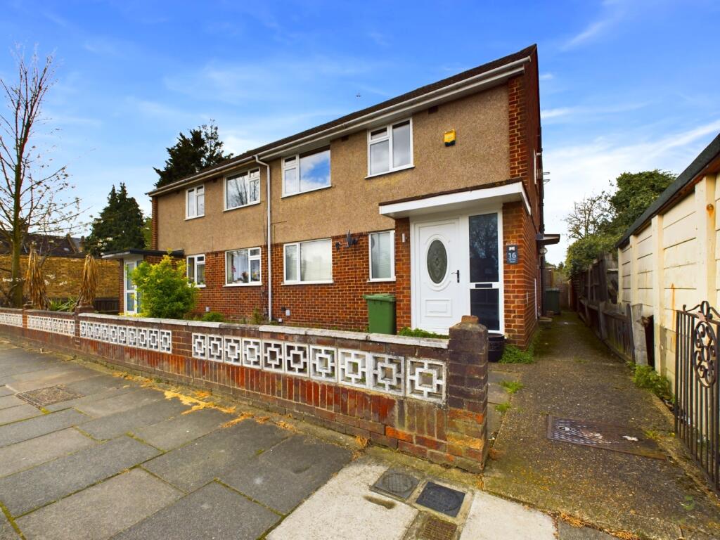 Main image of property: 16 De Lucy Street, London