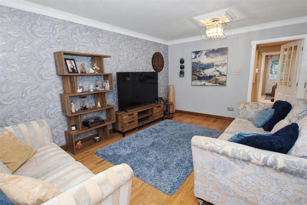 Greenhead Road, Wishaw photo 4