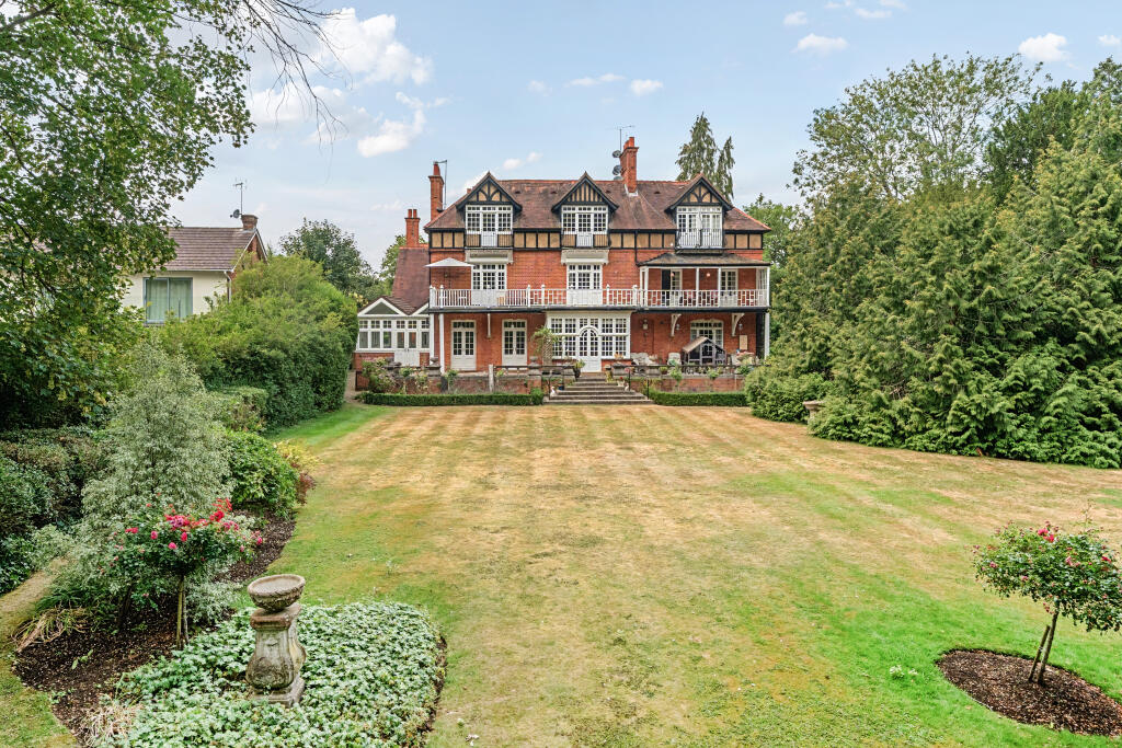 Main image of property: Court Road, Maidenhead, SL6