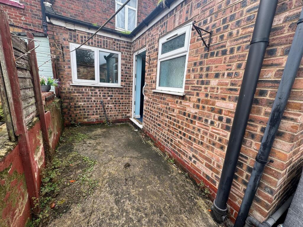 House in Scarborough, The Old Town - View 2